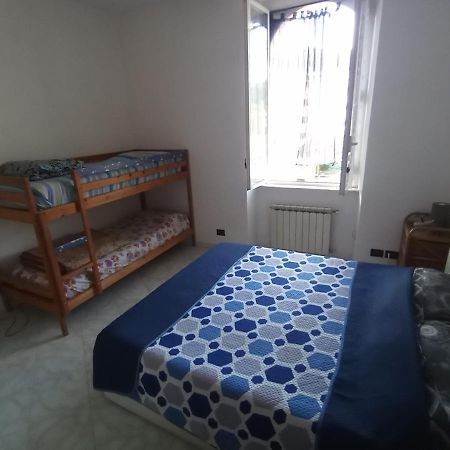 Ferienwohnung Casa Albarosa, 10 Min Walk Train Station, Free Parking. La Spezia Exterior foto